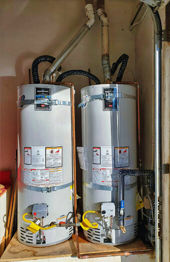 https://eastperthhotwater.com.au/uploads/2025/06/gas-hot-water-system-93779.jpg