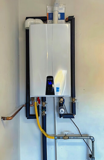 https://eastperthhotwater.com.au/uploads/2025/06/instant-hot-water-systems-63860.jpg